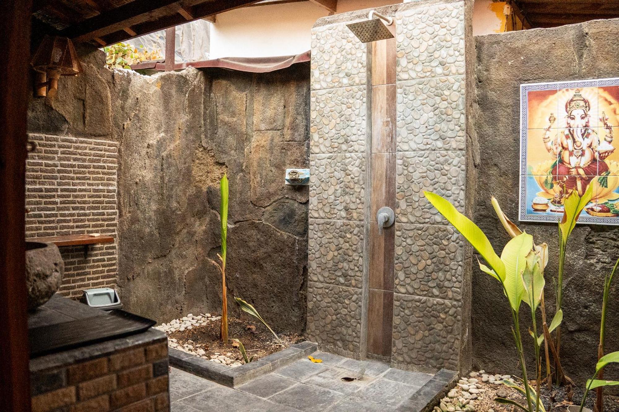 Villa Ardi Beltza Gili Air Exterior photo